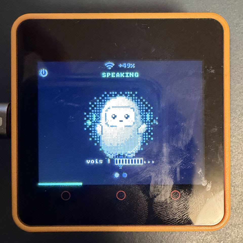 SPEAKINGに切り替わり、返答の一部が表示されるCore2