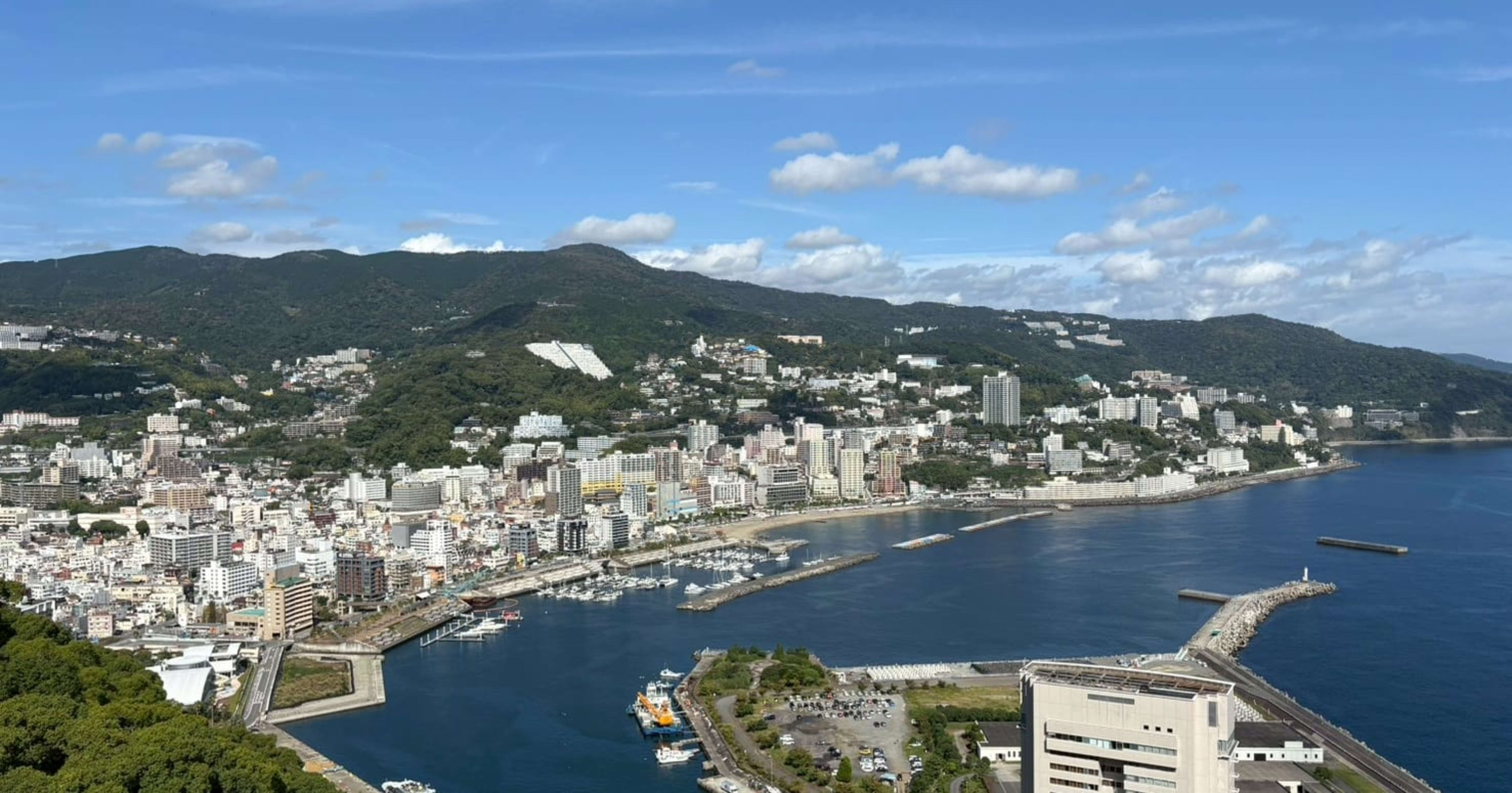 データ事業本部ビジネスソリューション部にジョインしました、畑山です。