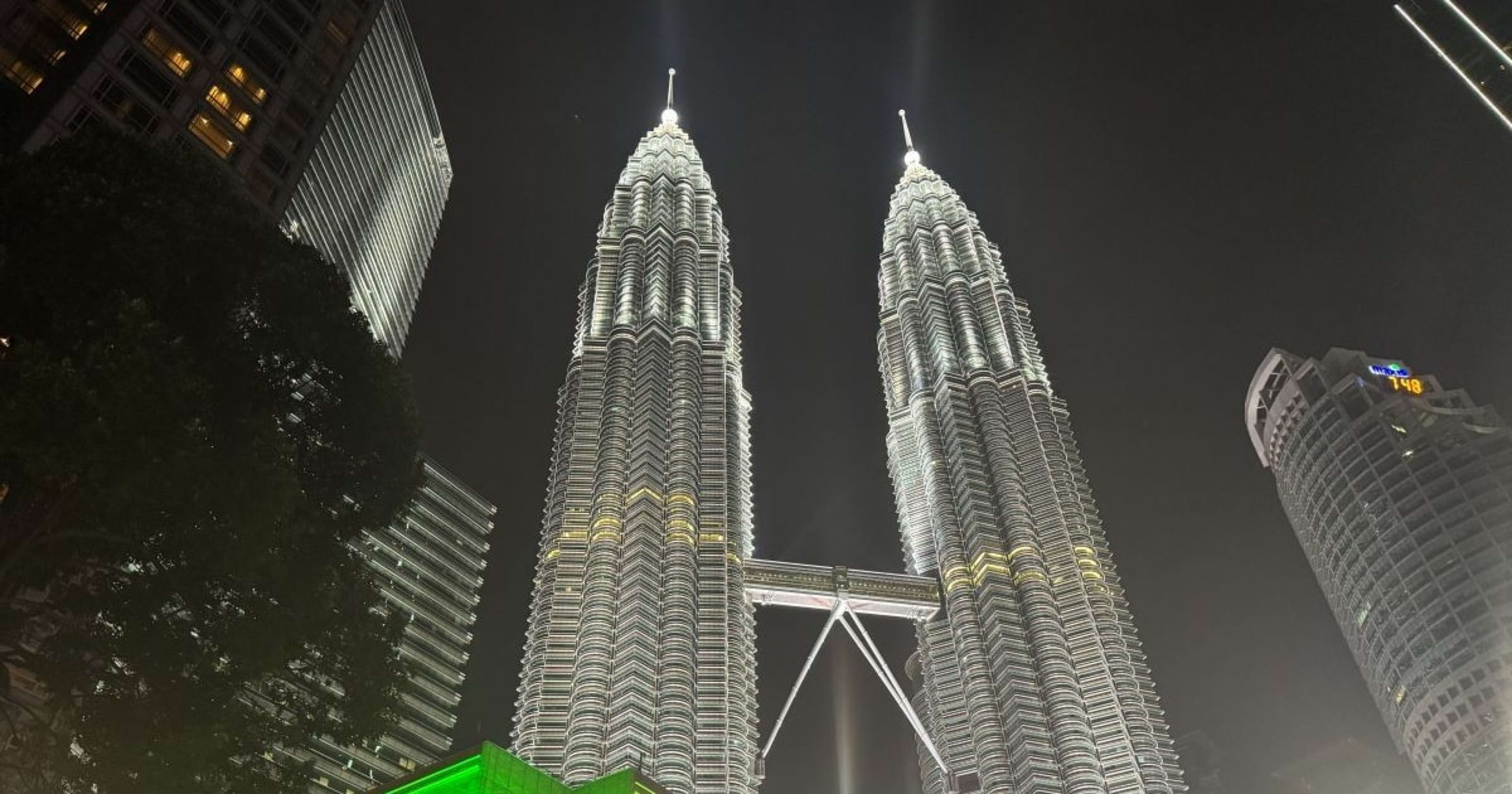 営業統括本部　グローバル営業部にジョインしました横内です