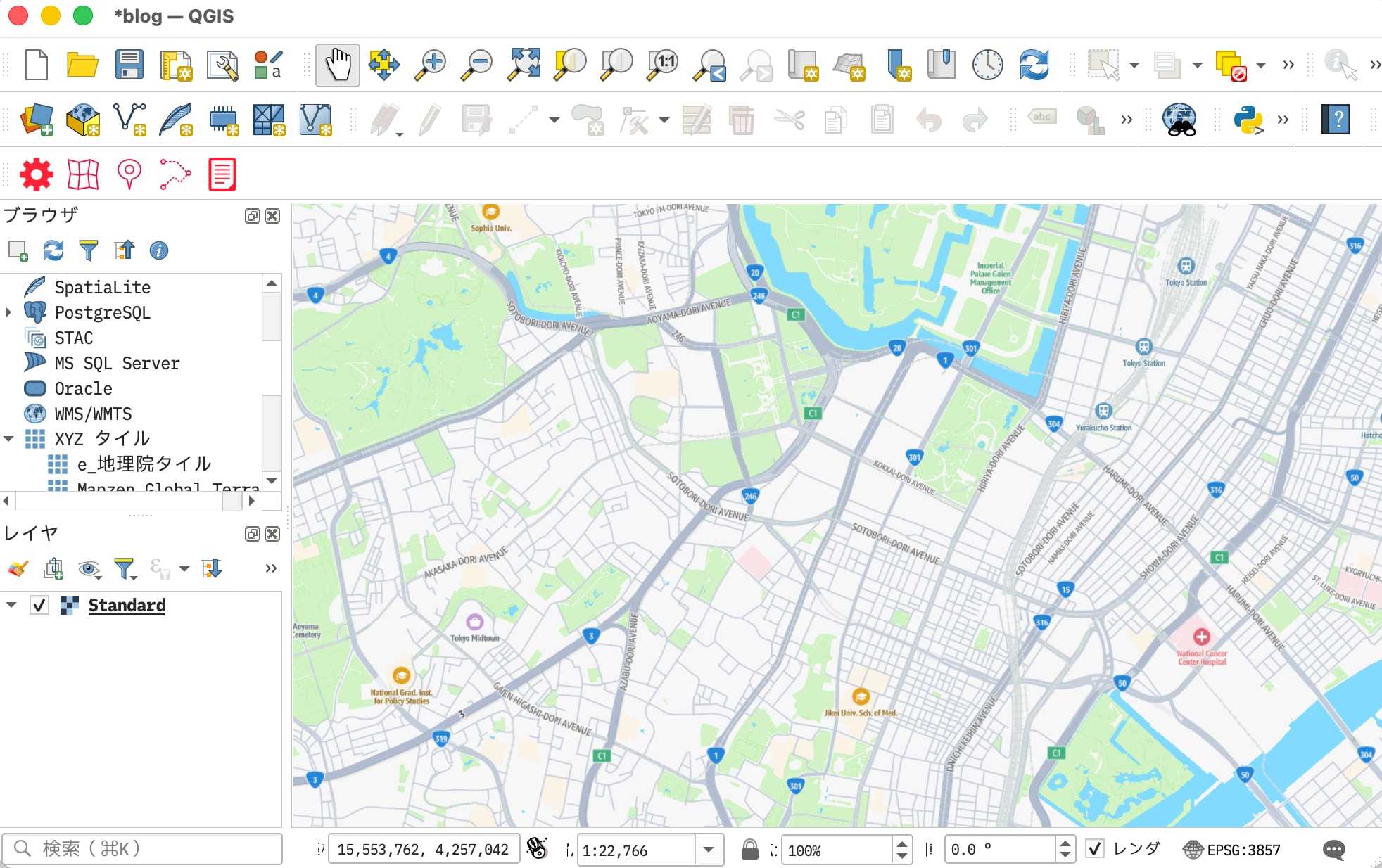 Amazon Location Service Standardスタイルを追加した状態のQGIS