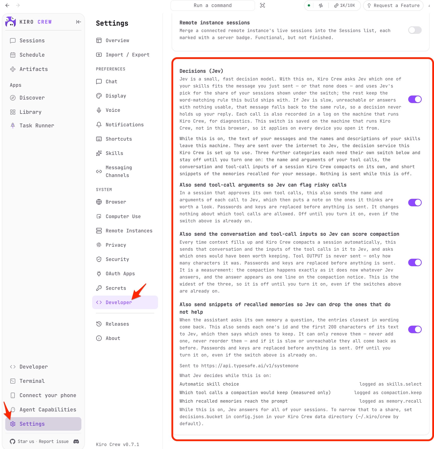 Settings › Developer の Decisions (Jev) 設定カード。スイッチがオンで、下に tool-call arguments / compaction / recalled memories の 3 つの追加スイッチがあり、Sent to に送信先 endpoint が表示されている