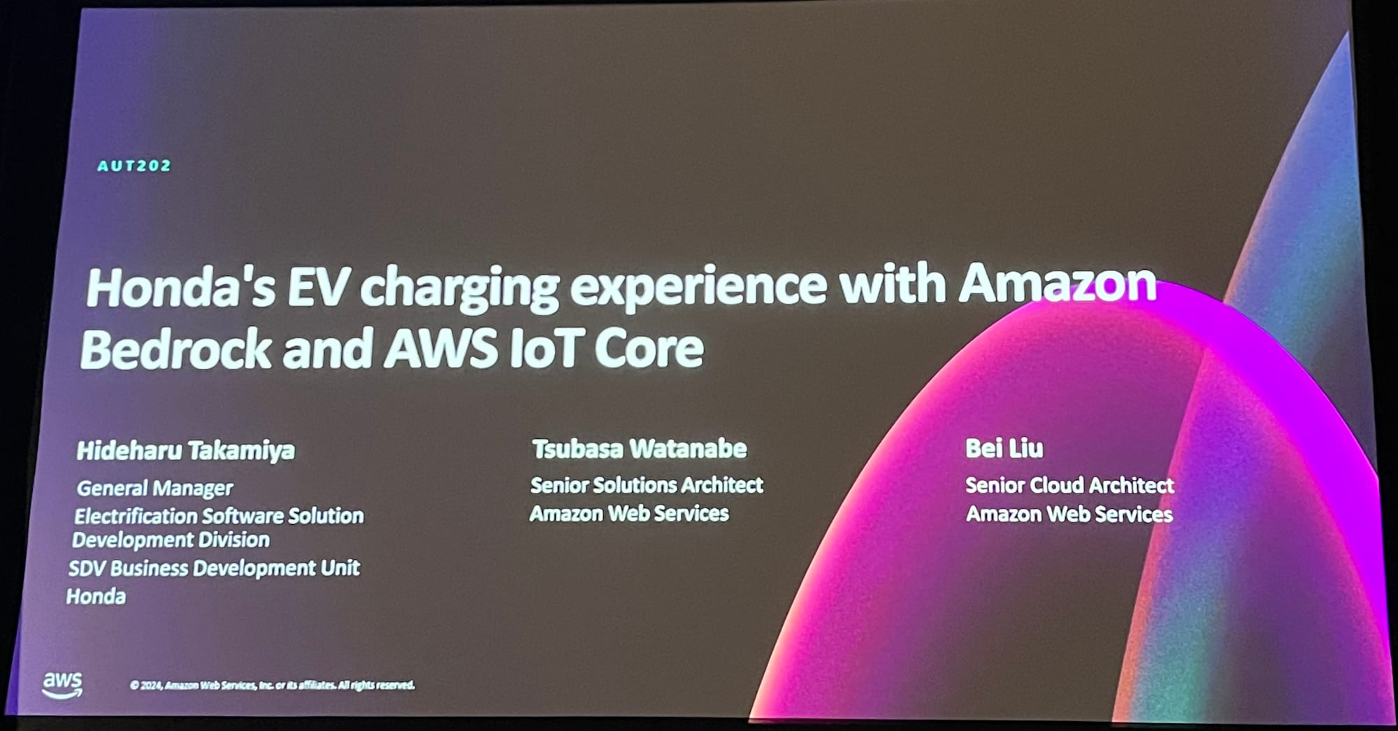 Honda’s EV charging experience with Amazon Bedrock and AWS IoT Core