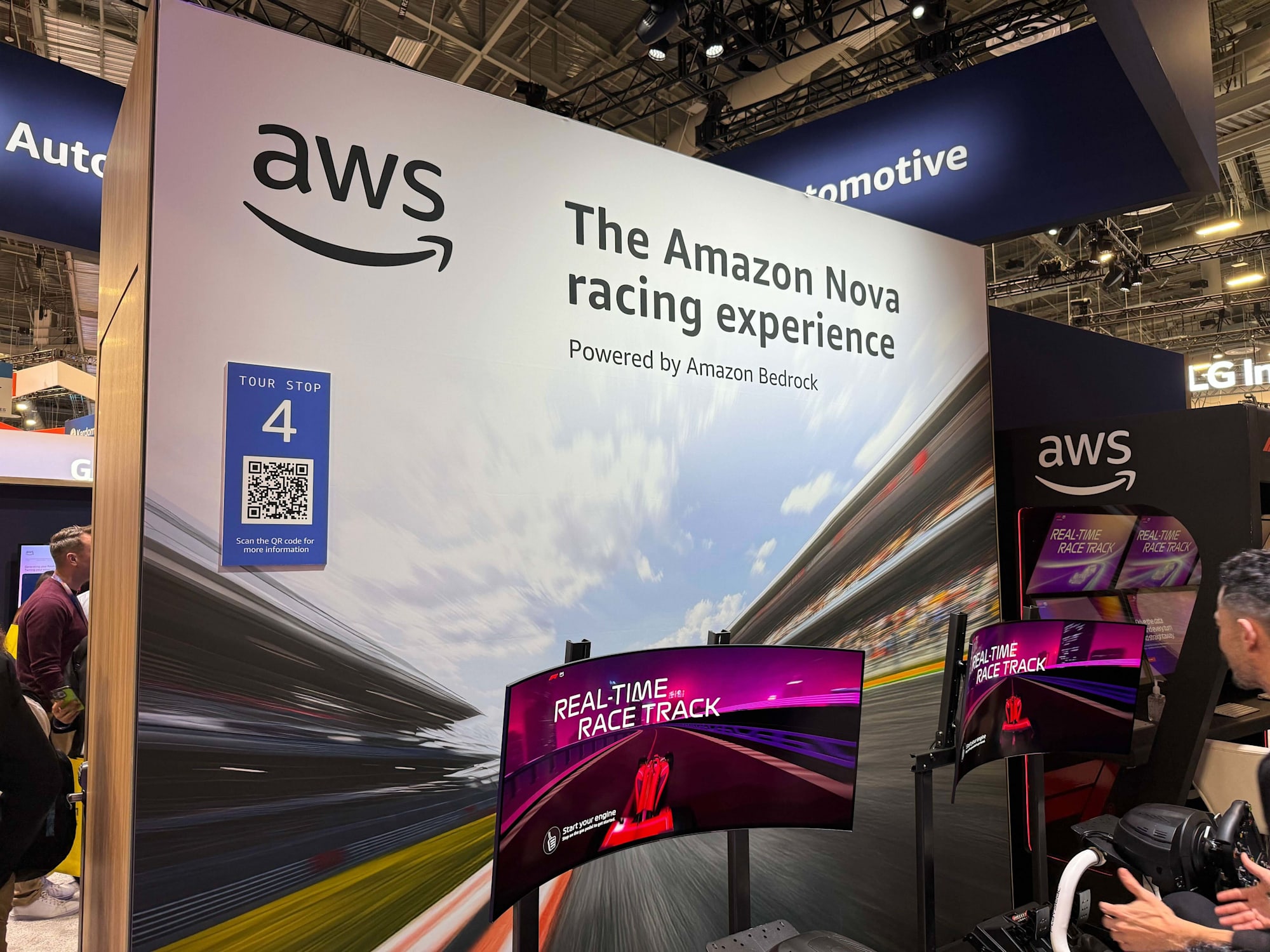 ces-aws-F1 Real-Time Race Track