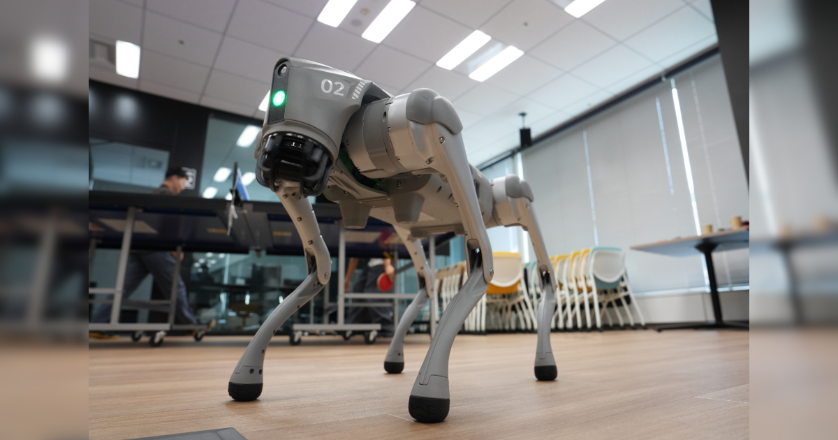 クラスメソッド大阪オフィスに四足歩行ロボット「Unitree Go2」が導入され、Physical AIプロジェクトが始動